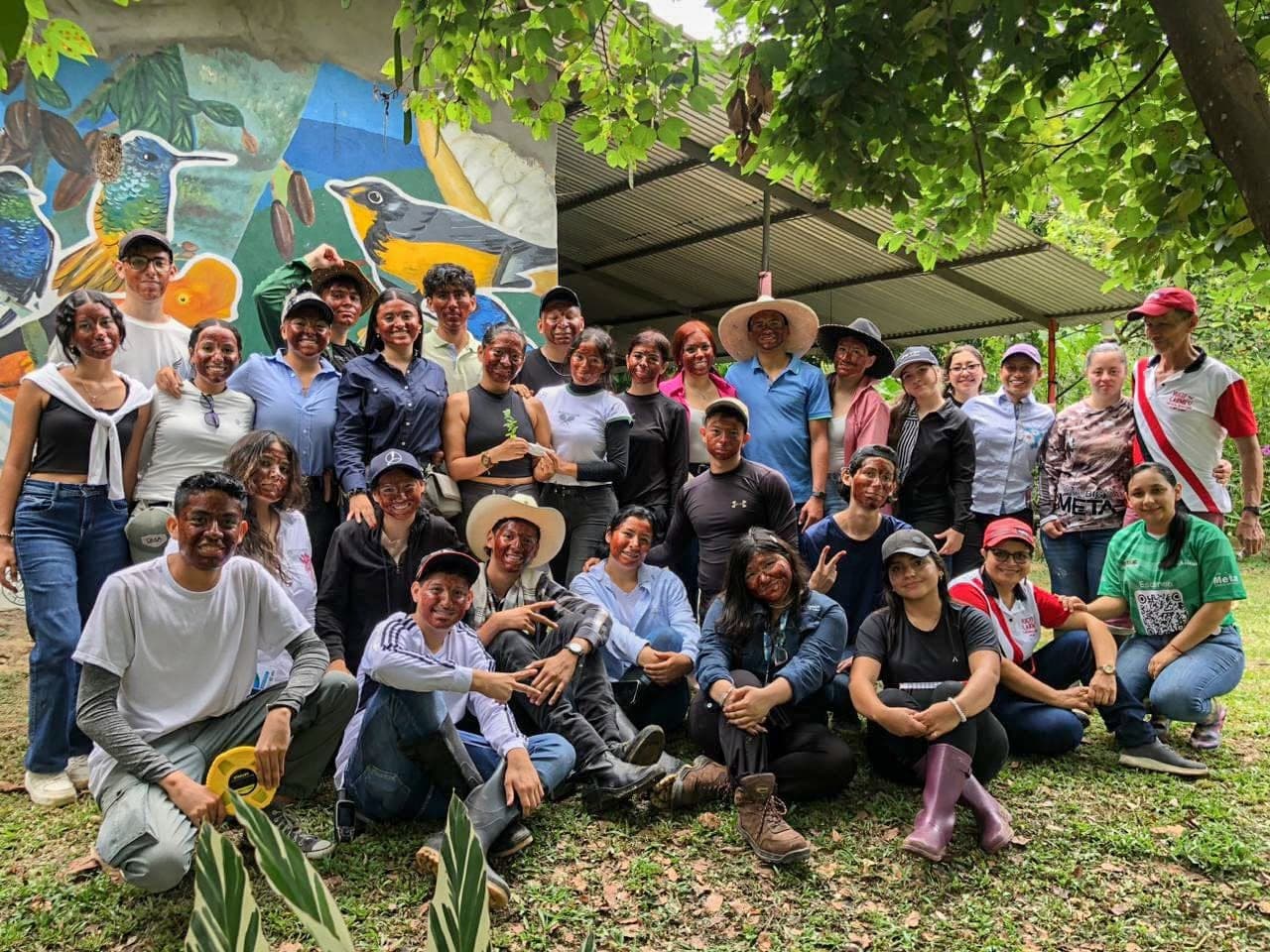 Forestry Engineering students from Universidad de los Llanos on a field trip at the farm